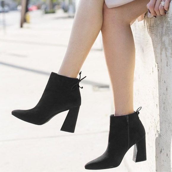 STUART WEITZMAN grandiose grey suede leather bootie stretch size 6.5 - Picture 1 of 10